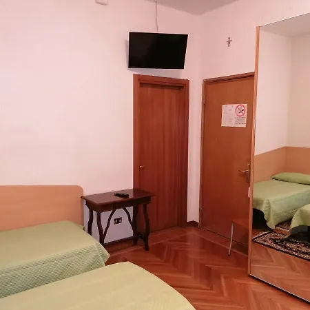 Sacco Alloggi 3* Rovigo