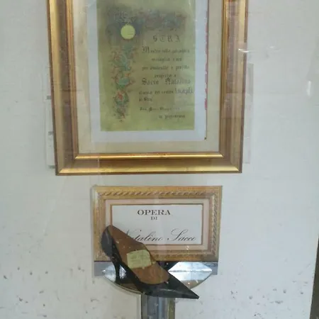 Bed & Breakfast Sacco Alloggi 3*