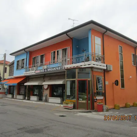 Bed & Breakfast Sacco Alloggi 3*