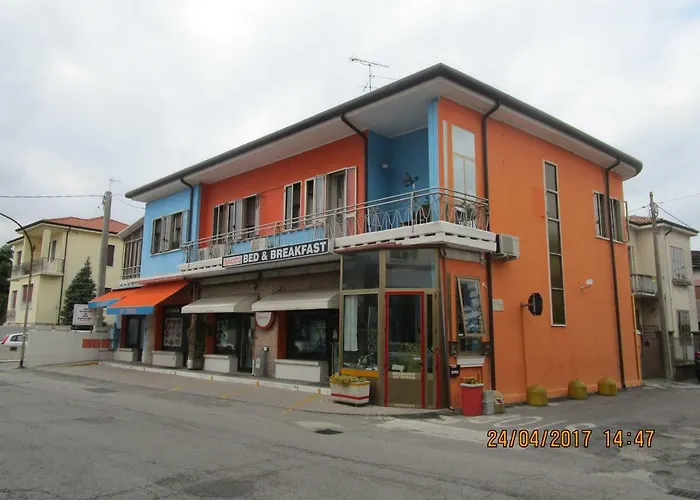 Bed & Breakfast Sacco Alloggi 3*